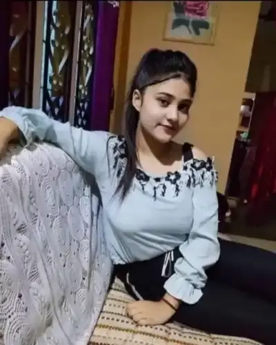 Call Girls Service in Vashi